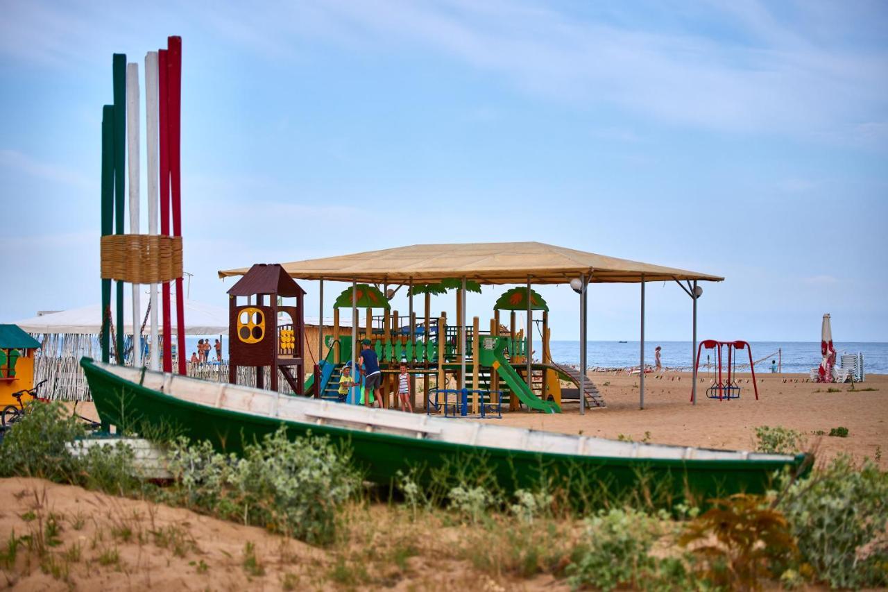 Bugaz Sea View Hotel Hrîbivka Exterior foto
