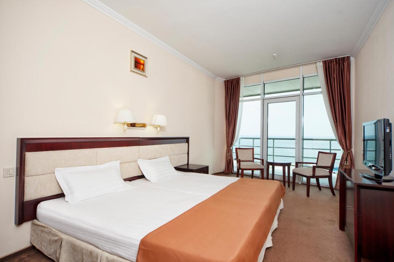 Bugaz Sea View Hotel Hrîbivka Exterior foto